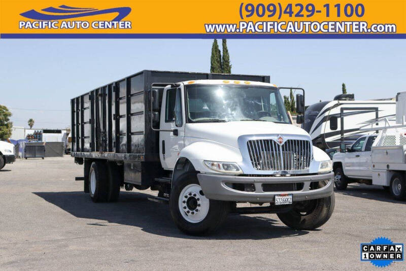 2018 International DuraStar 4300