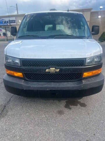2022 Chevrolet Express 2500