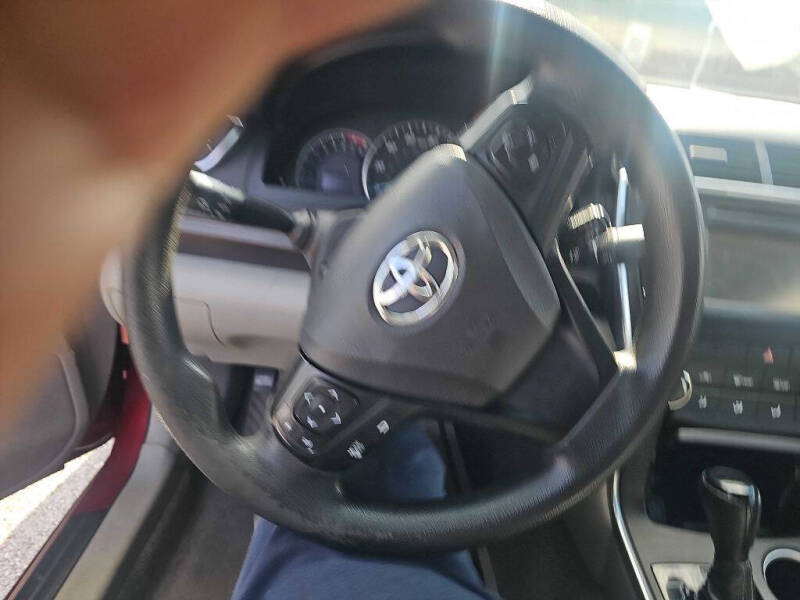 2015 Toyota Camry LE