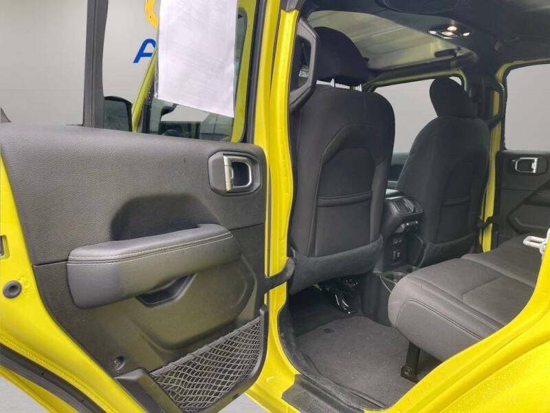 2023 Jeep Wrangler Sahara