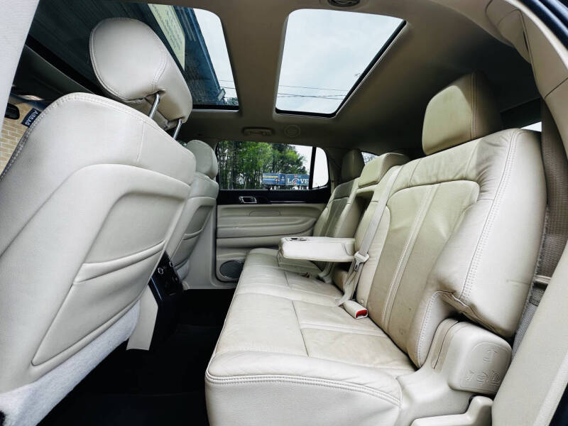 2019 Lincoln MKT