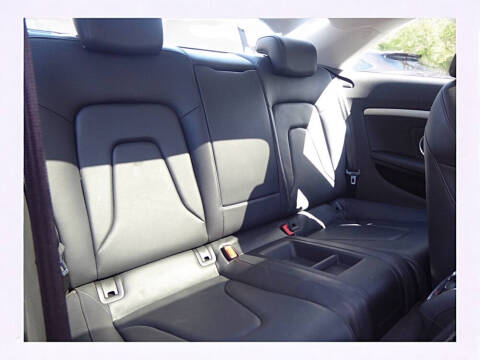 2011 Audi A5 2.0T quattro Premium Plus