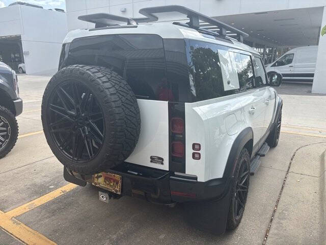 2023 Land Rover Defender