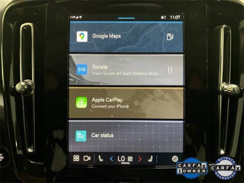 2025 Volvo XC40 B5 Plus Bright Theme