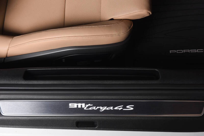 2024 Porsche 911 Targa 4S