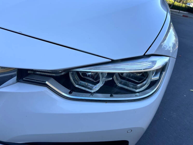 2018 BMW 3 Series 320i