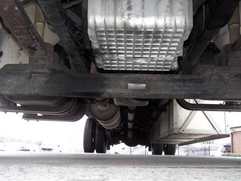 2002 Freightliner FL70