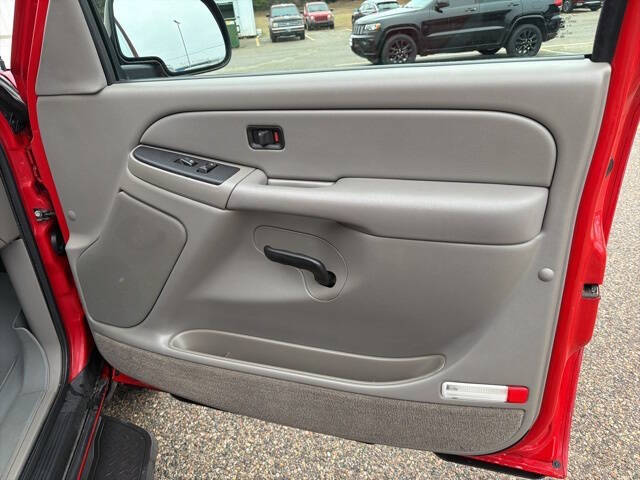 2005 Chevrolet Avalanche 1500 LS