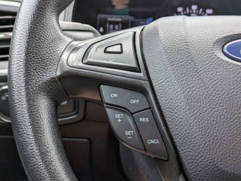 2022 Ford Edge SE