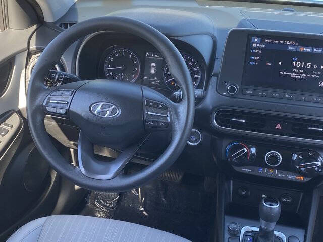 2022 Hyundai Kona SEL