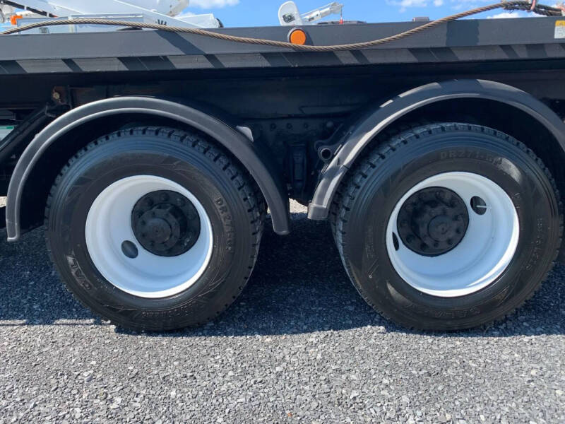 2011 Freightliner M2 112V