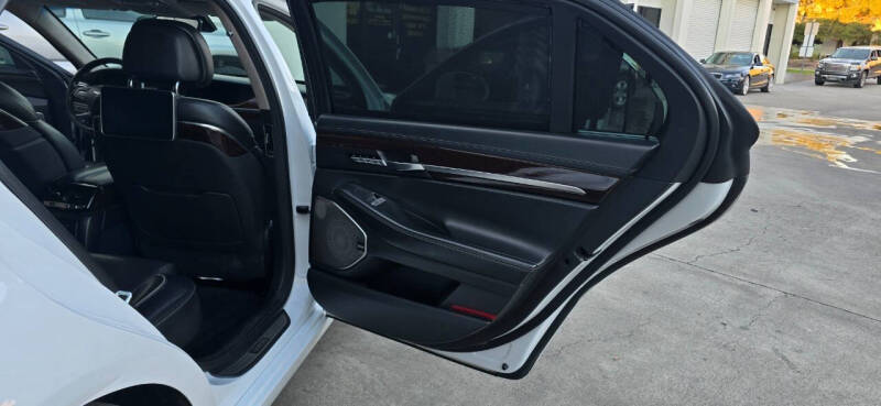 2018 Genesis G90 5.0 Ultimate