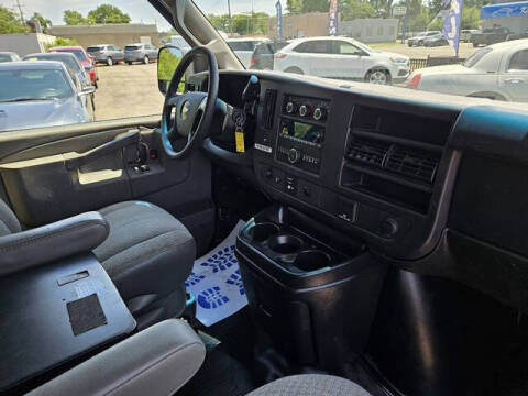 2016 Chevrolet Express 2500