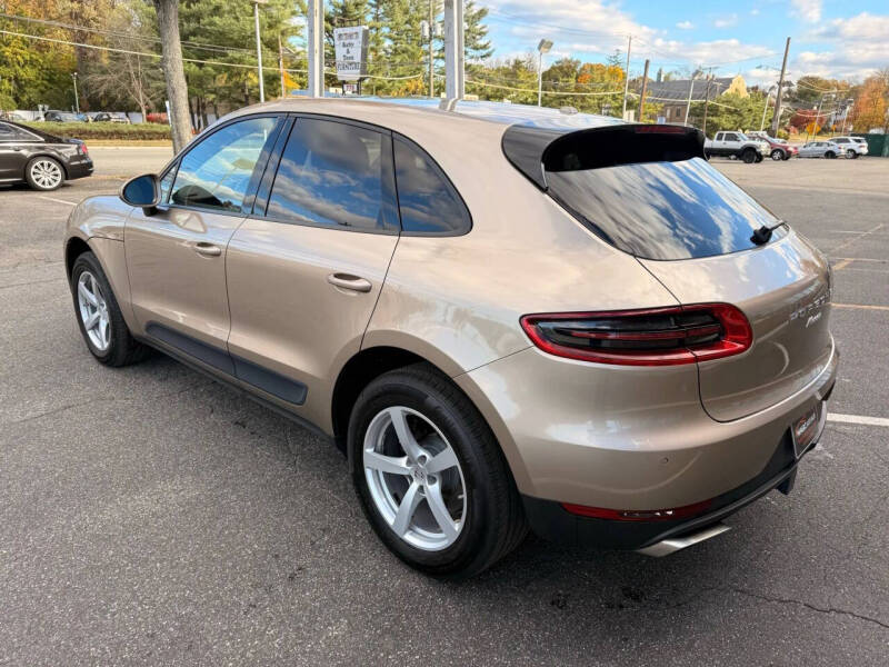 2017 Porsche Macan