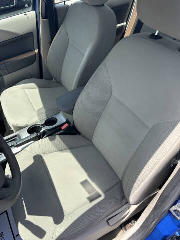 2011 Ford Focus S