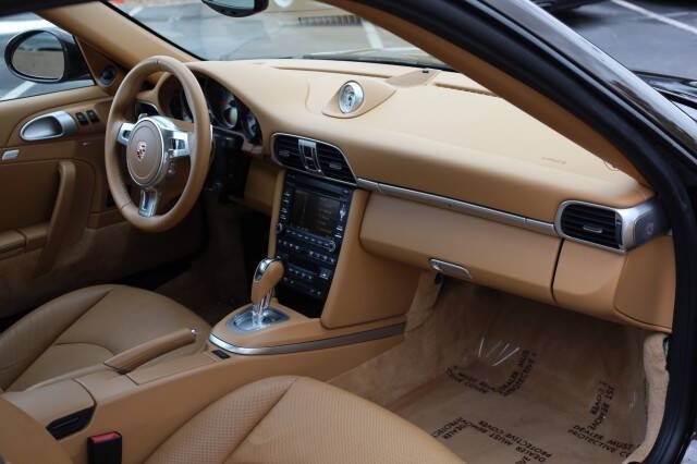 2011 Porsche 911 Carrera 4S