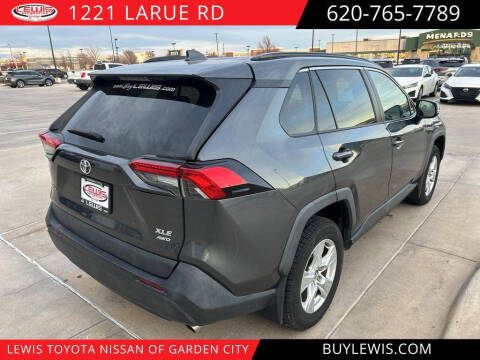 2020 Toyota RAV4 XLE