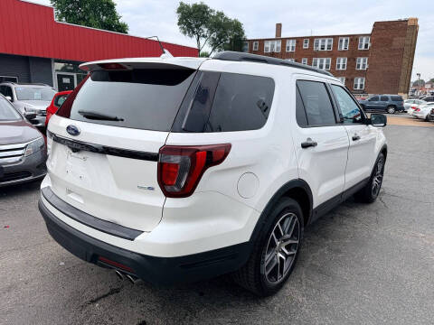 2019 Ford Explorer Sport