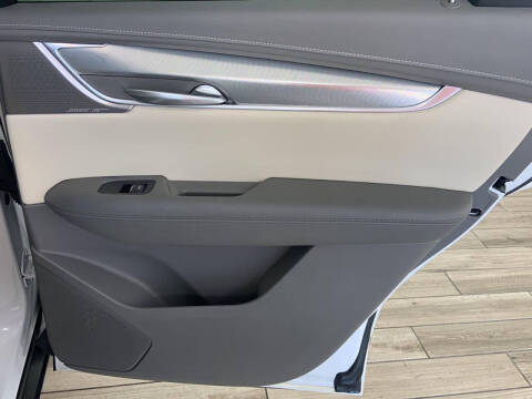 2020 Cadillac XT5 Premium Luxury