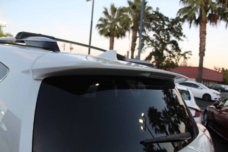 2017 Toyota RAV4 Hybrid Limited