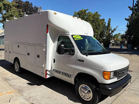 2004 Ford E-Series E-450 SD