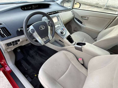 2013 Toyota Prius Two