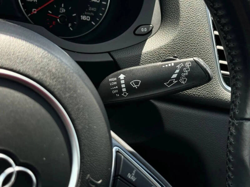 2016 Audi Q3 2.0T quattro Premium Plus