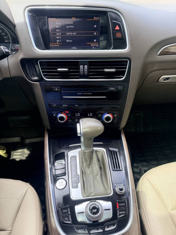 2017 Audi Q5 2.0T quattro Premium Plus