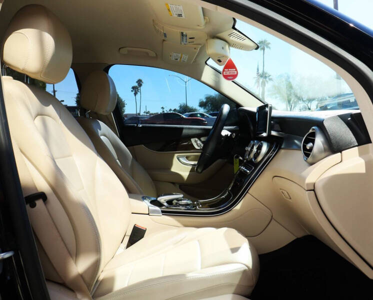 2016 Mercedes-Benz GLC GLC 300