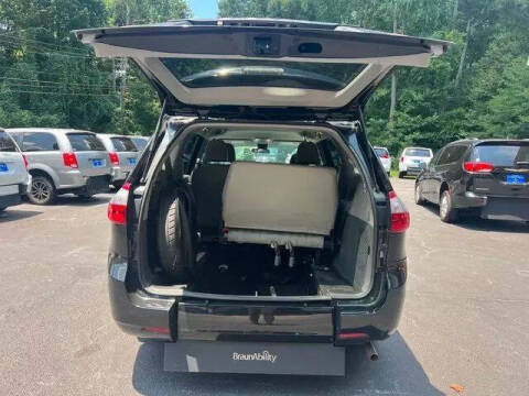 2020 Toyota Sienna L 7-Passenger
