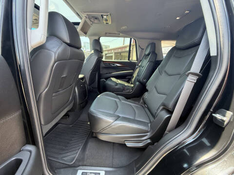 2015 Cadillac Escalade Luxury
