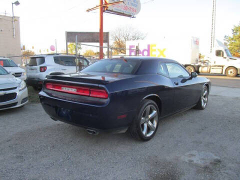 2013 Dodge Challenger SXT