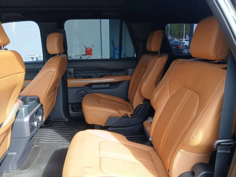 2022 Ford Expedition MAX Platinum