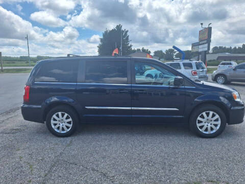 2016 Chrysler Town and Country Touring