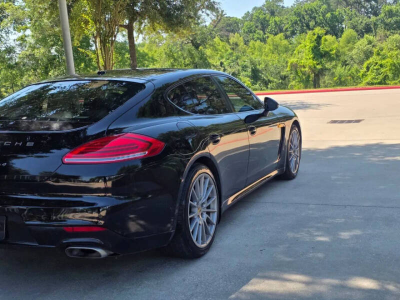 2016 Porsche Panamera