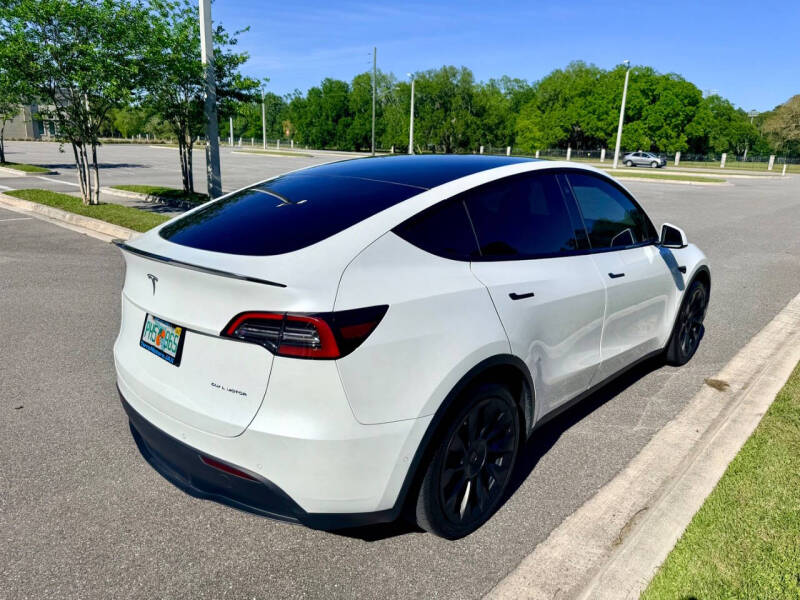 2021 Tesla Model Y Long Range - Photo 11