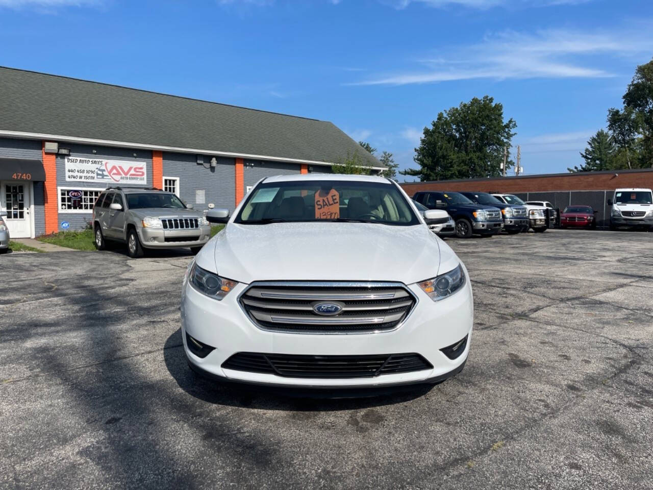 2018 Ford Taurus for sale at AVS AUTO GROUP LLC in CLEVELAND, OH