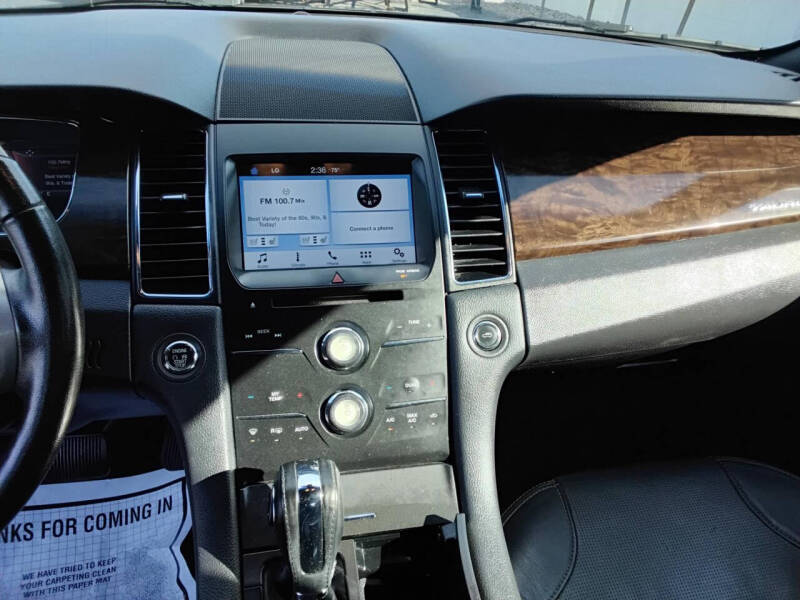 2016 Ford Taurus Limited