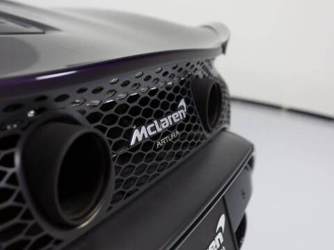 2023 McLaren Artura