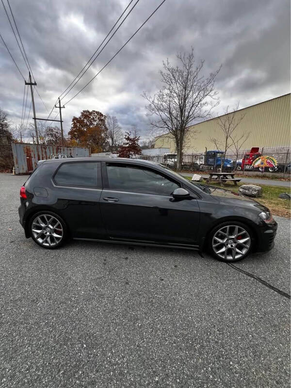 2016 Volkswagen Golf GTI S