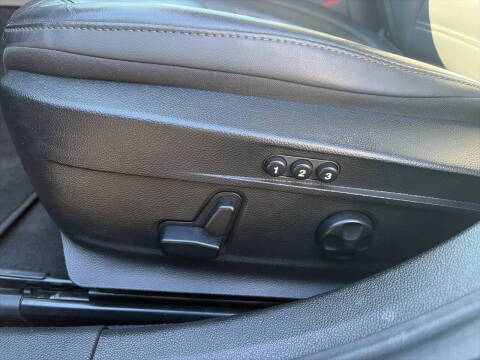 2017 Alfa Romeo Giulia Ti