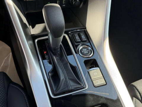 2026 Mitsubishi Eclipse Cross SE
