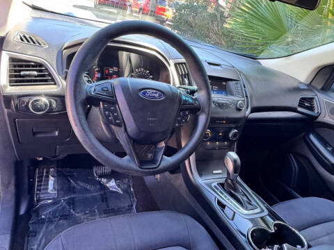2016 Ford Edge SE