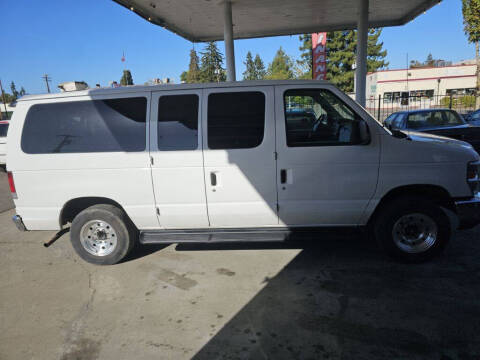 2013 Ford E-Series E-150 XL