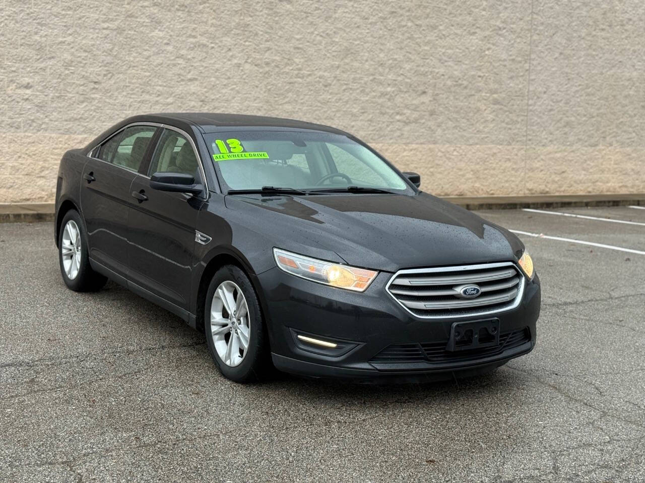 2013 Ford Taurus SEL AWD 4dr Sedan's photo