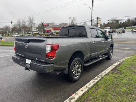 2017 Nissan Titan XD SL