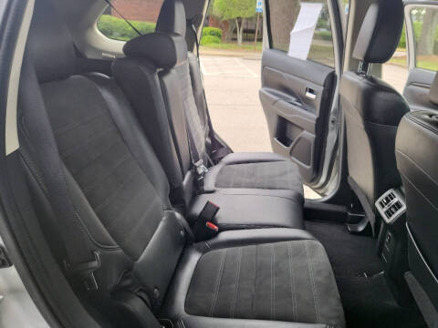 2019 Mitsubishi Outlander SE