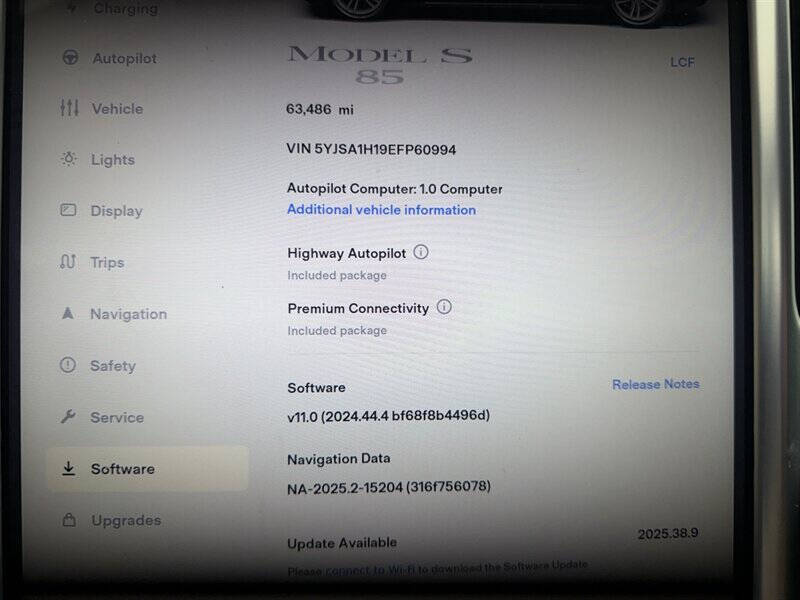 2014 Tesla Model S 85