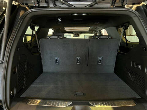 2023 GMC Yukon XL AT4