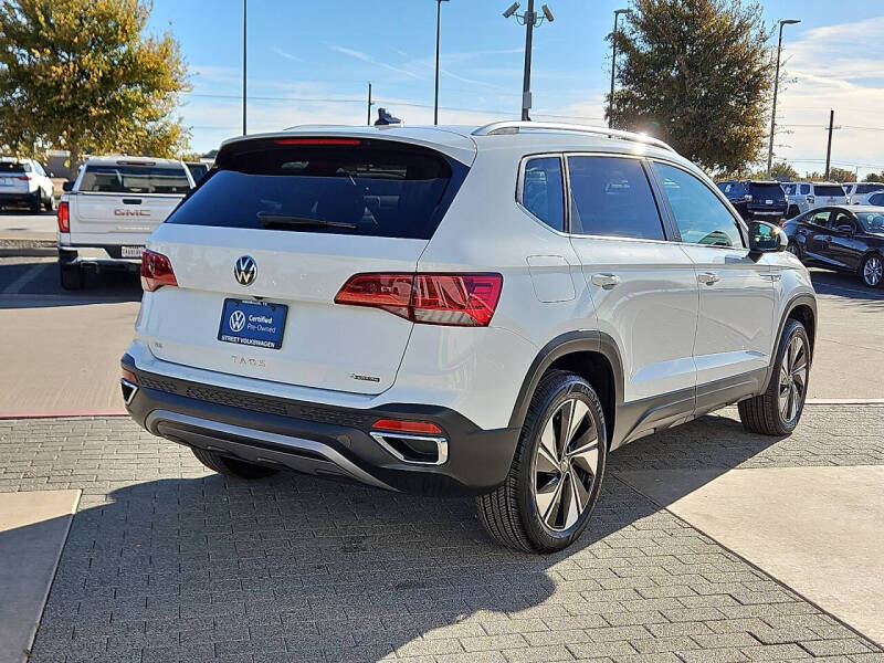 2023 Volkswagen Taos SE 4Motion